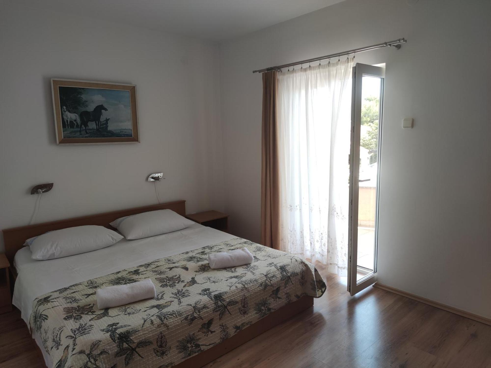 Apartments Dijana Đảo Krk Ngoại thất bức ảnh